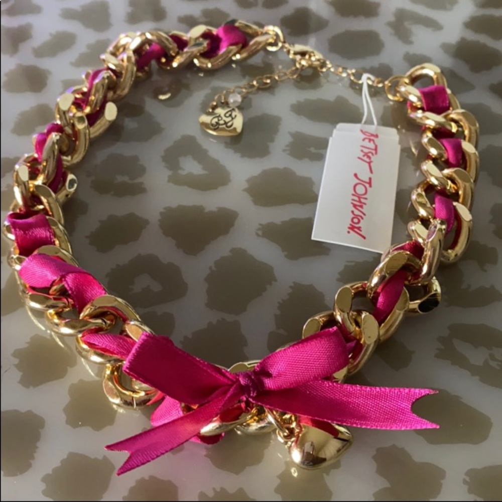 Betsy Johnson Pink Cuban Link ribbon necklace
